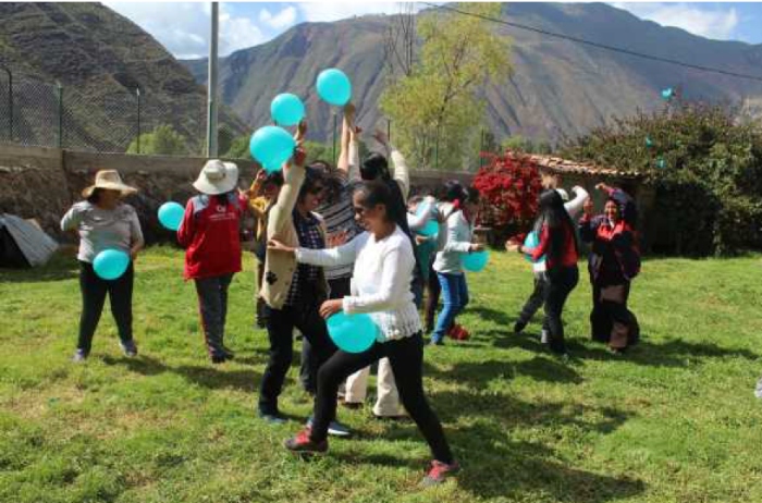Imagen de una de las actividades del proyecto FOAL Violeta desarrollado el año pasado en Cuzco (Perú)