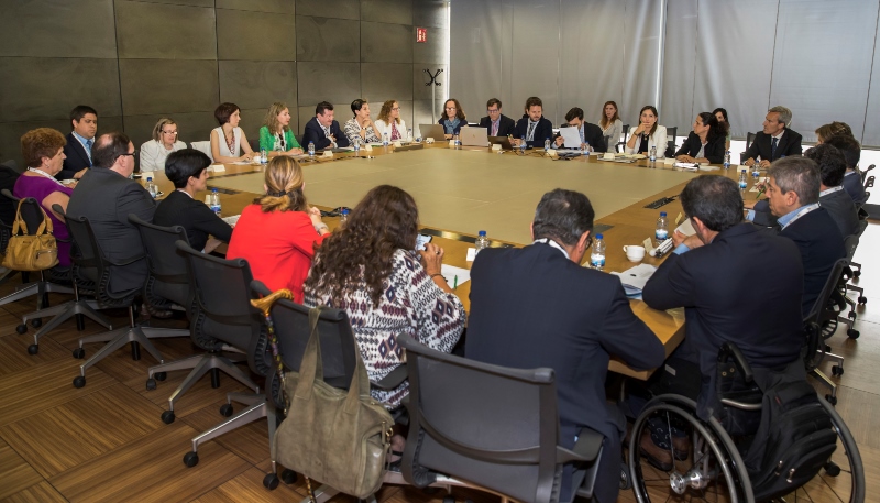 Imagen de los patronos reunidos en la sede de Repsol